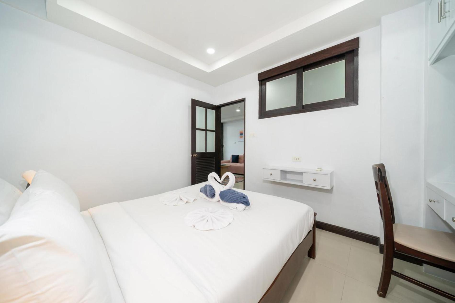 Apartment With Jacuzzi - Tower By Lofty Patong
